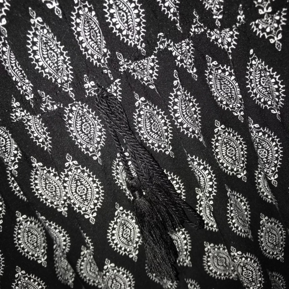 patterned romper - Picture 4 of 7